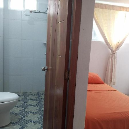 Apartamento Pelican Tours Puerto Baquerizo Moreno Exterior foto