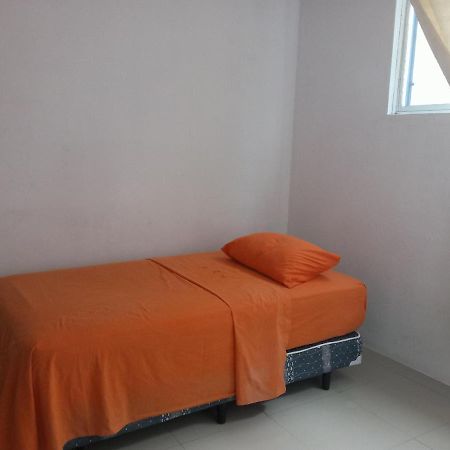 Apartamento Pelican Tours Puerto Baquerizo Moreno Exterior foto